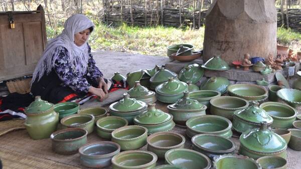 سفالگری ((گیلان))